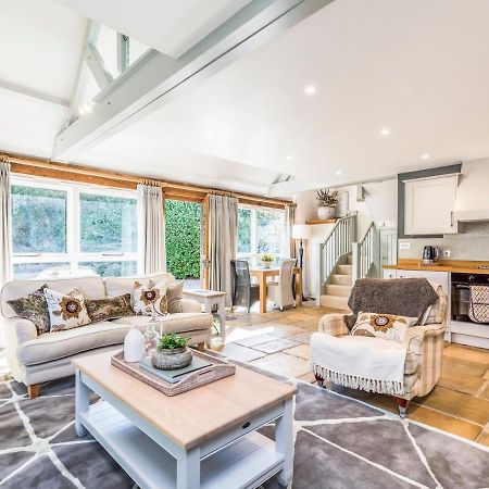 Pass The Keys Peaceful And Beautiful 1 Bedroom Barn Conversion ชิชิสเตอร์ ภายนอก รูปภาพ