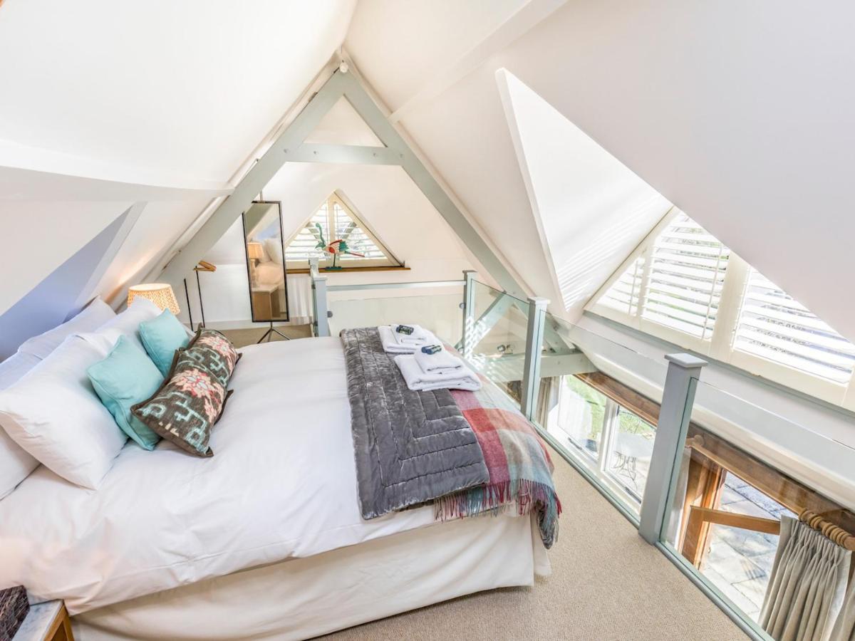 Pass The Keys Peaceful And Beautiful 1 Bedroom Barn Conversion ชิชิสเตอร์ ภายนอก รูปภาพ