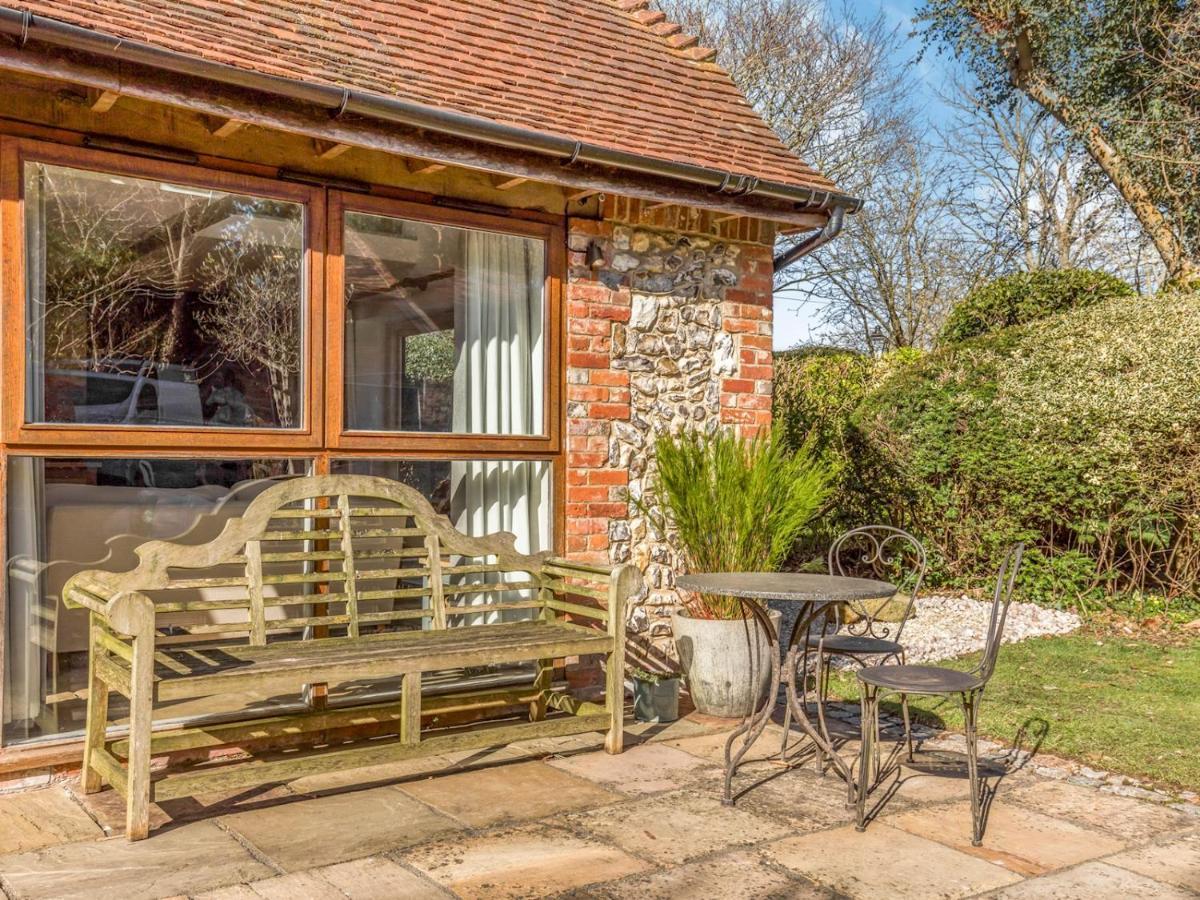 Pass The Keys Peaceful And Beautiful 1 Bedroom Barn Conversion ชิชิสเตอร์ ภายนอก รูปภาพ